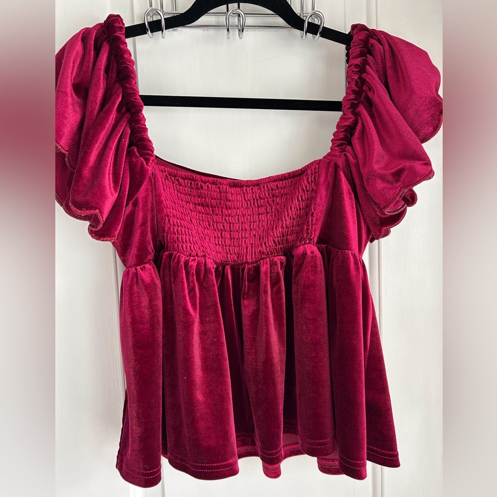 Altar’d State Top ✔️
